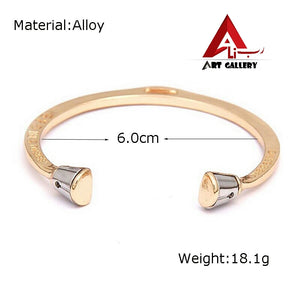 Horseshoe bracelet