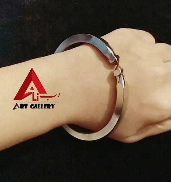 Hussaini Bangles 3 pieces.