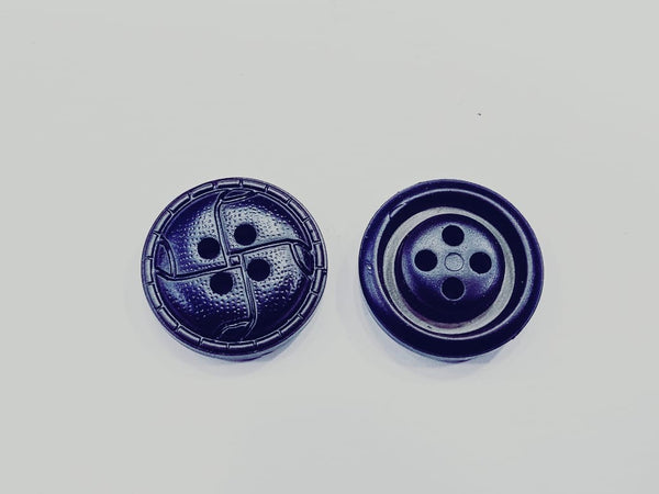 8 pieces Fancy buttons for dresses.