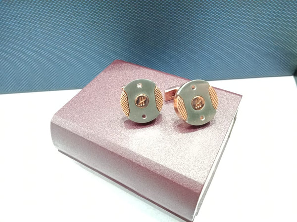 2 Pieces Fancy Metal studs