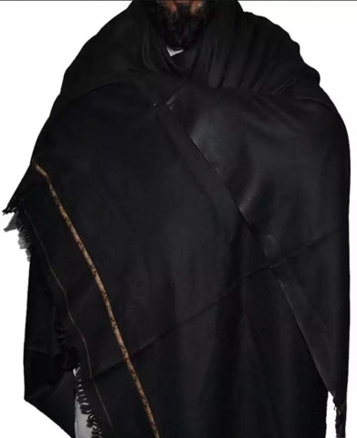pure Woolen Kashmiri shawl.