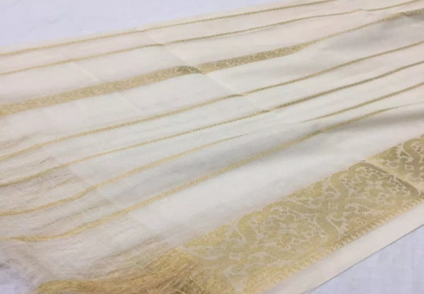 Woman Banarsi Dupatta.