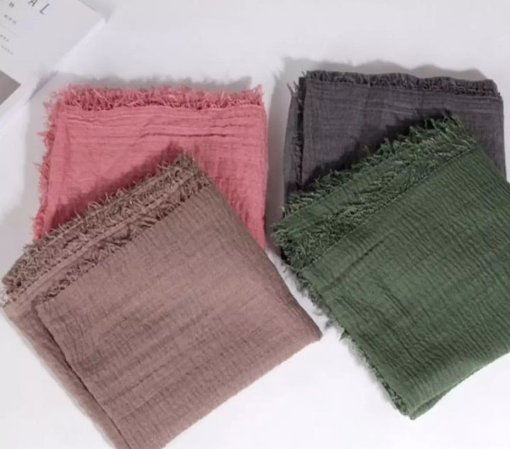 4 piece of crinkle scarf hijab.