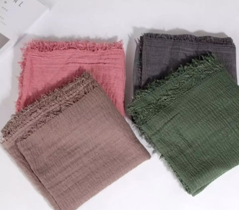 4 piece of crinkle scarf hijab.