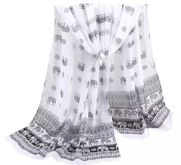 Woman point printing scarf with new style.