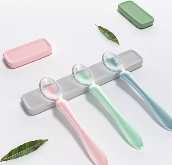 3 piece of Children food silicone soft spoon.