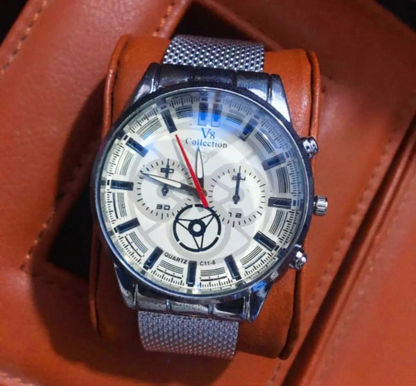 New stylist dial with chain strap for Man.