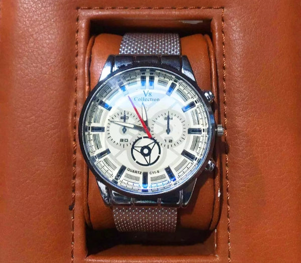 New stylist dial with chain strap for Man.