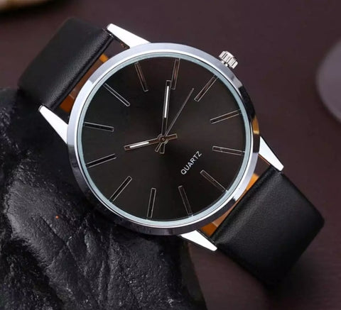 2021 Man business Analog chronological watch with stylist leather.