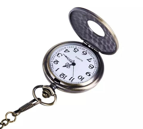 Pattern vintage Quartz Roman fashion pocket watch.