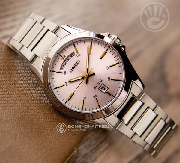 Casio  MTP 1370D 7 A2 VDF stainless steel watch.