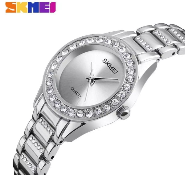 SKMEI woman fashion watch luxury stainless steel and waterproof watch.
