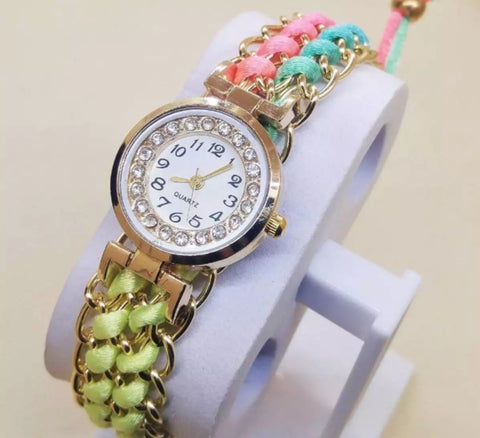 Fashionable stylish zircon watch for girl.