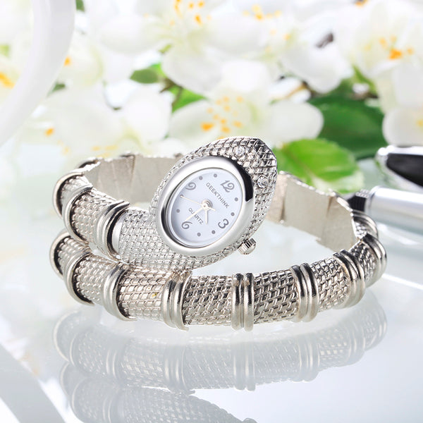 Unique Fashion Quartz Watch women Snake Shaped Bracelet Watch Diamond Ornaments Luxury Silver Gold